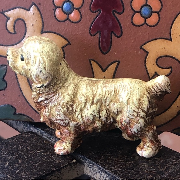 Vintage 1930s Cast Iron Tan Miniature Dog Figurine 2" Tall Paperweight Hubley? - Picture 6 of 12